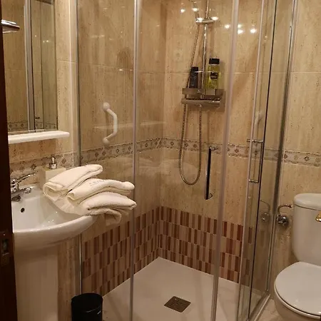 Quarto em Acomodações Particulares Habitación Privada Corceles